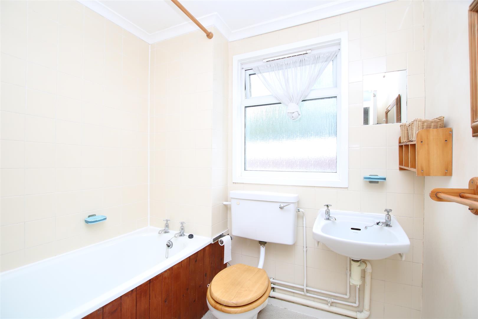 Gilligan Close, Horsham